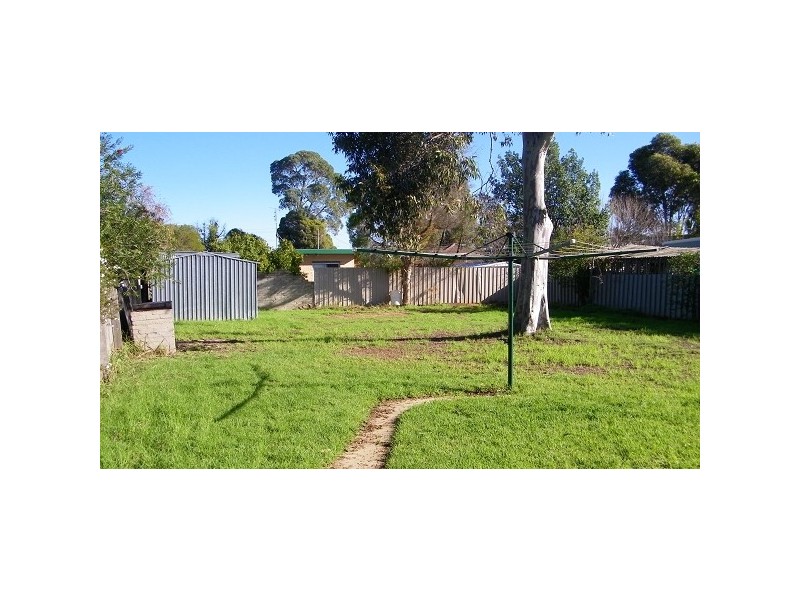 27 Shackell Street, Echuca VIC 3564