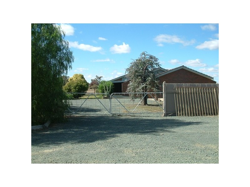172 Bangerang Road, Echuca VIC 3564