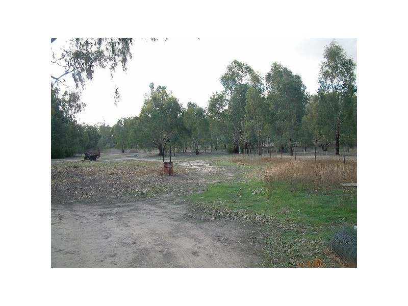 131 River Avenue, Echuca VIC 3564