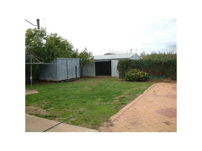 74 Crossen Street, Echuca VIC 3564