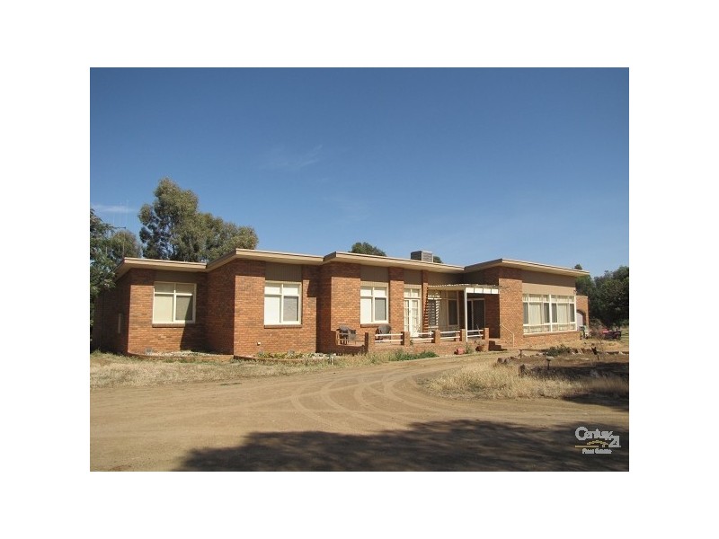 328 McKenzie  Road, Echuca VIC 3564
