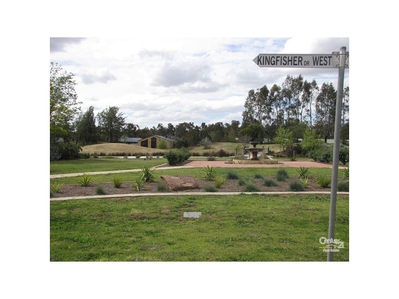 12 Kingfisher Drive West, Moama NSW 2731