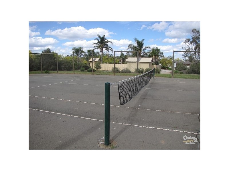 12 Kingfisher Drive West, Moama NSW 2731