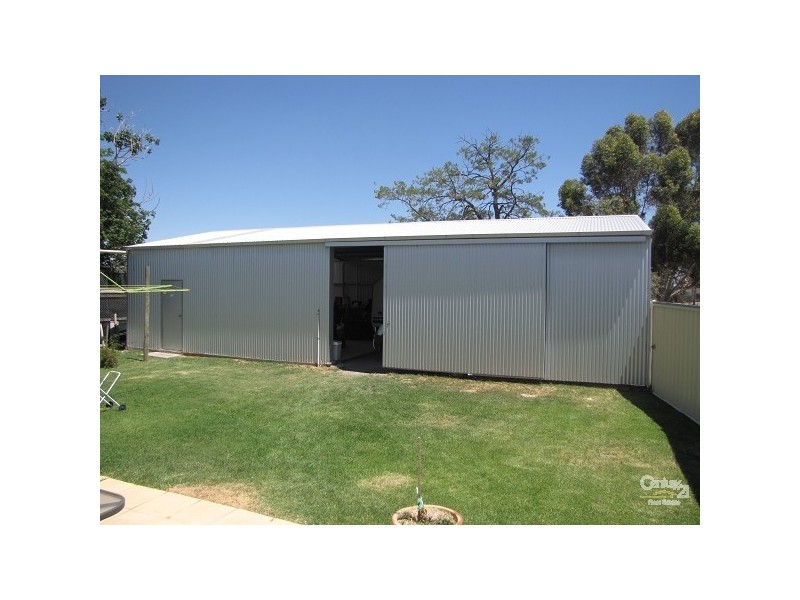 9 Main Street, Gunbower VIC 3566