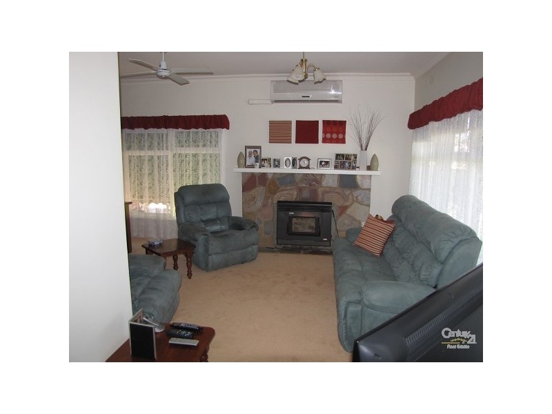 9 Main Street, Gunbower VIC 3566