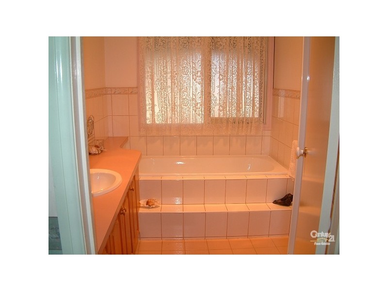 23 Snowden Street, Echuca VIC 3564