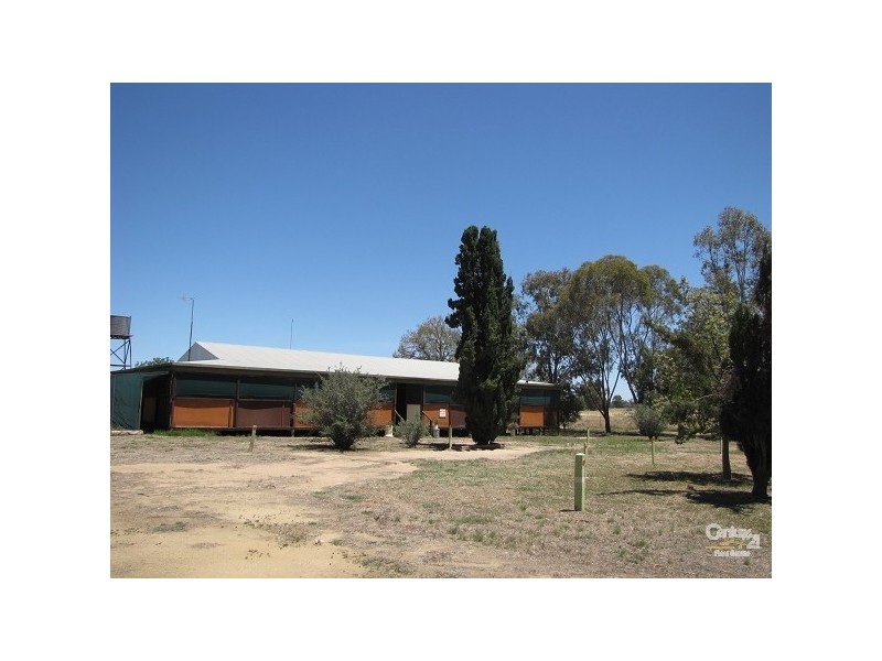 184 Back Road, Echuca VIC 3564