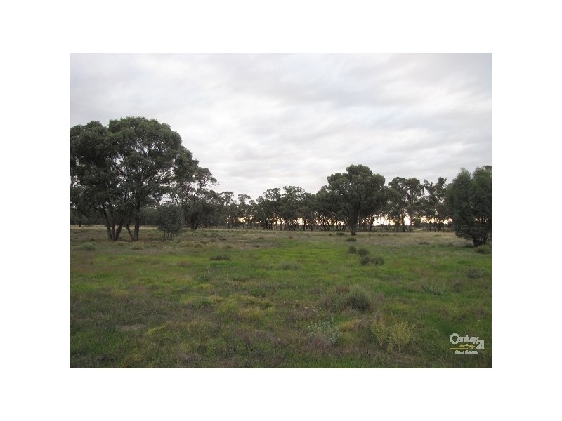 184 Back Road, Echuca VIC 3564