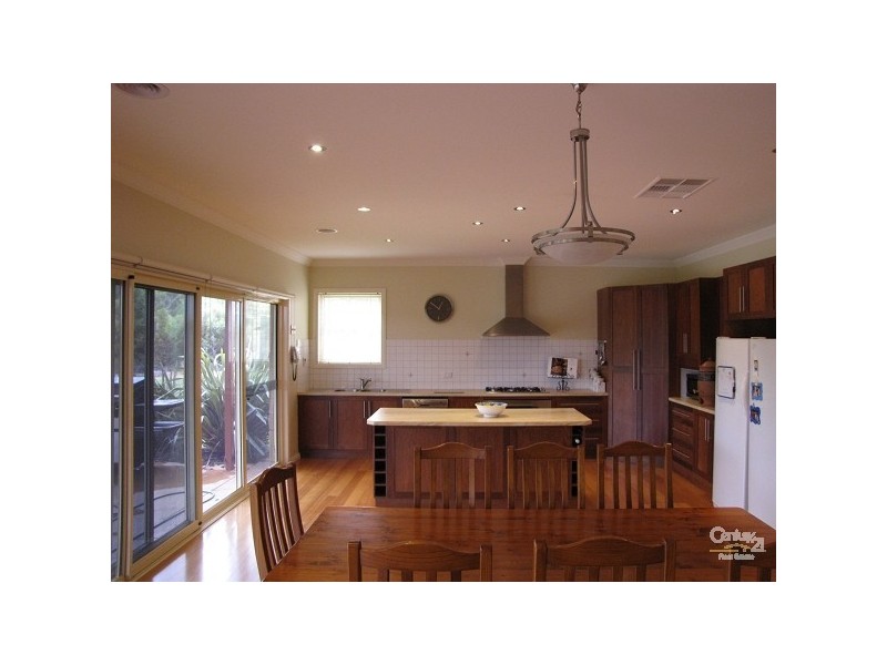 2 Ainsley Court, Echuca VIC 3564