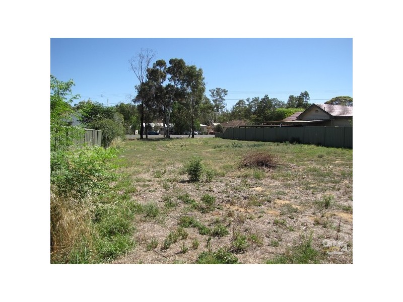 143 Goulburn Rd, Echuca VIC 3564