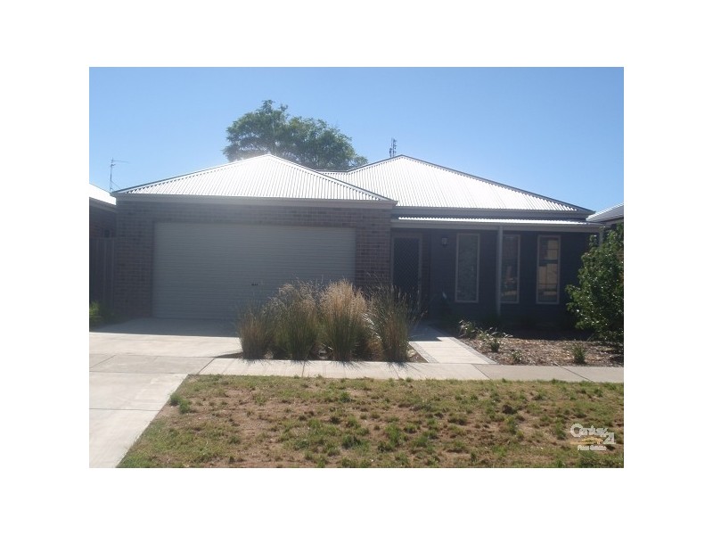 2/66 Mitchell Street, Echuca VIC 3564