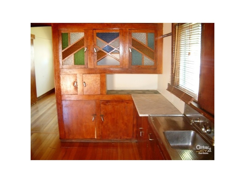 18 Dudley Street, Rochester VIC 3561