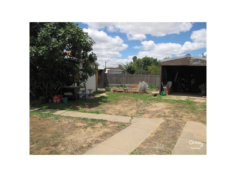 31 Dobinson St, Echuca VIC 3564