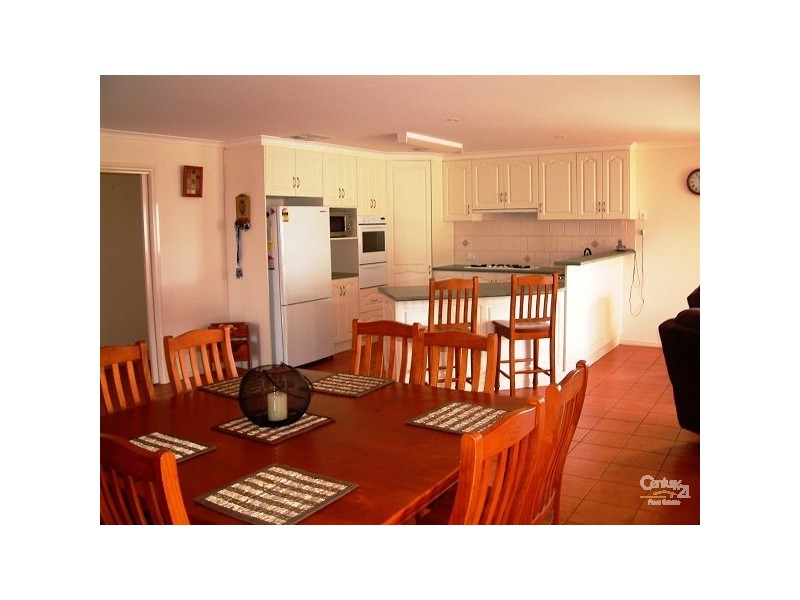 24 Wearne Road, Echuca VIC 3564
