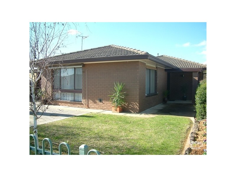 10 Crossen, Echuca VIC 3564