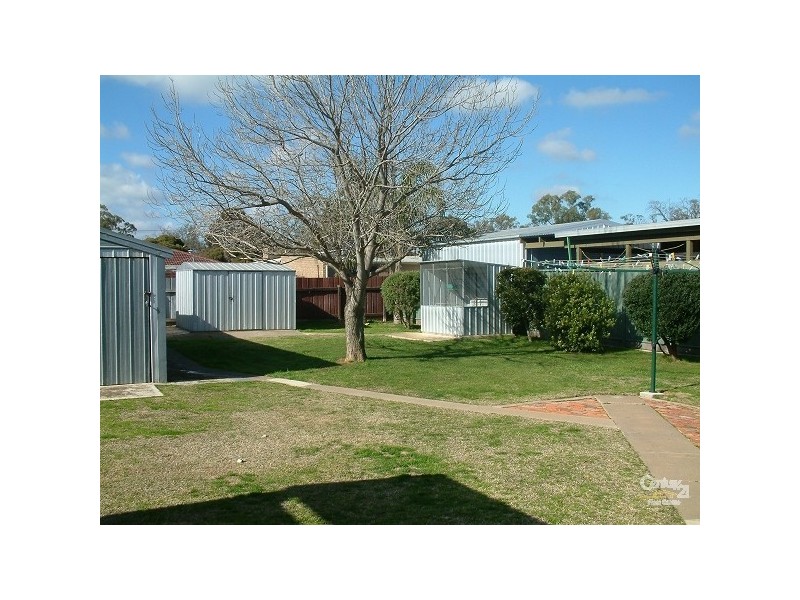 10 Crossen, Echuca VIC 3564