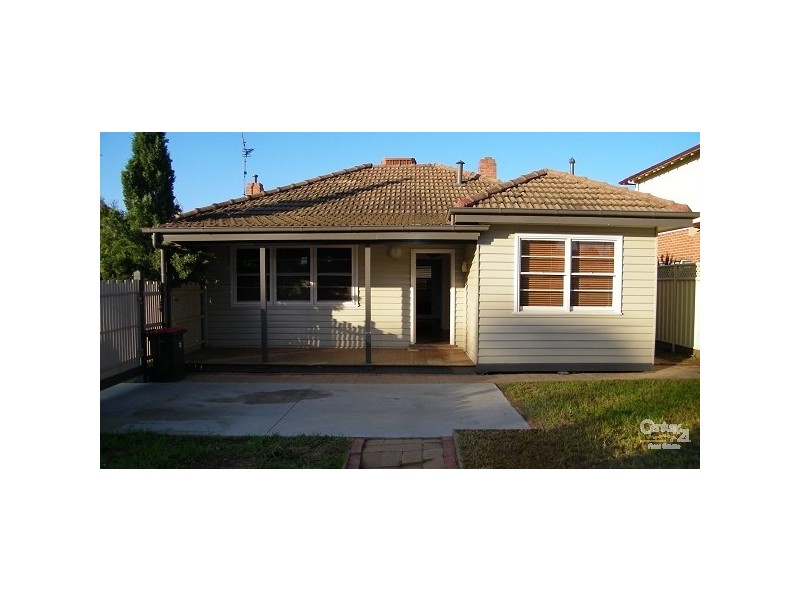 1/82 Haverfield St, Echuca VIC 3564