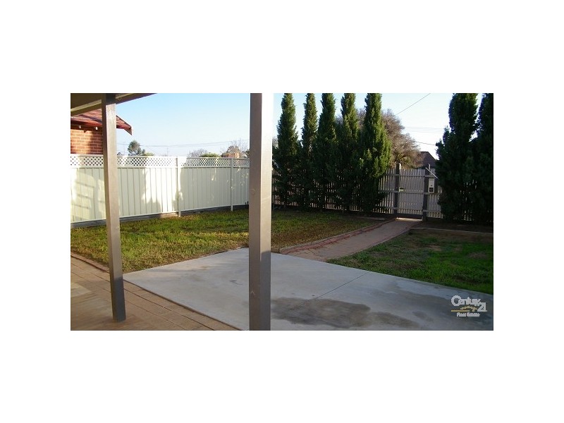 1/82 Haverfield St, Echuca VIC 3564