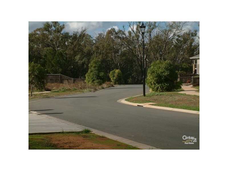 8 Grayson Terrace, Echuca VIC 3564