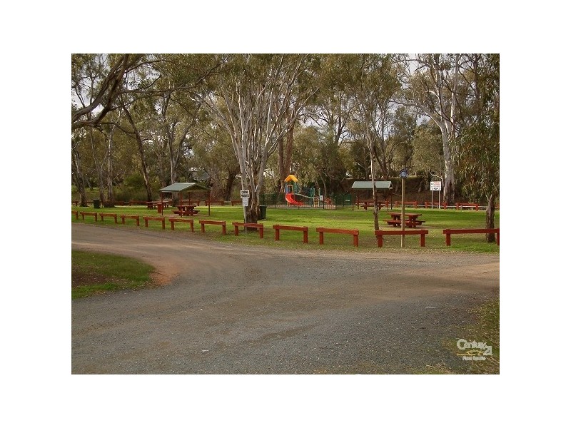 8 Grayson Terrace, Echuca VIC 3564