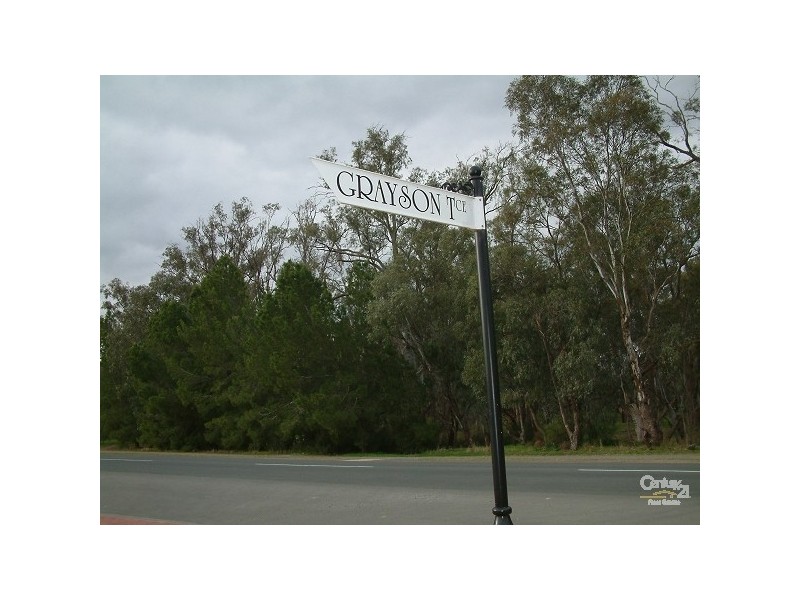 8 Grayson Terrace, Echuca VIC 3564