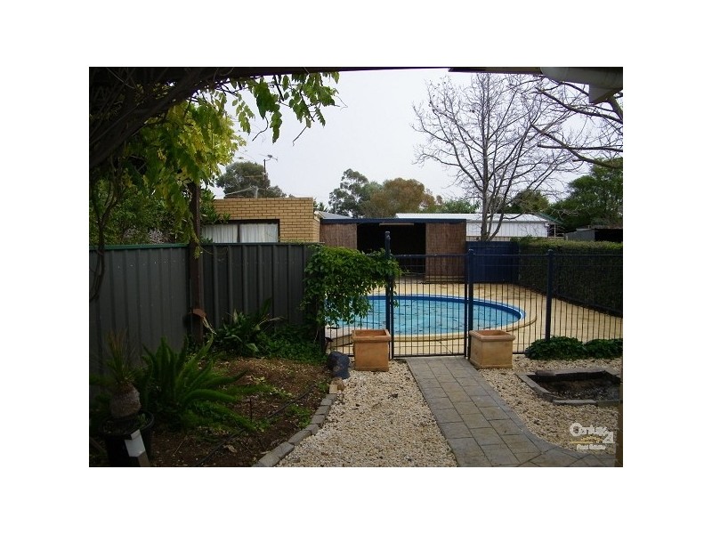 3 Crossen Street, Echuca VIC 3564