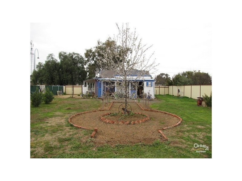 82 Blake St, Nathalia VIC 3638