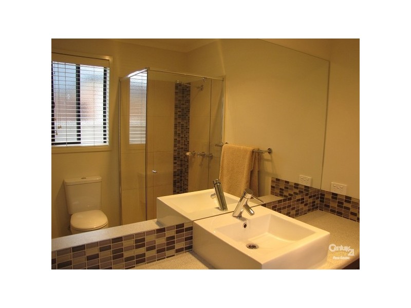 28 McLachlan, Echuca VIC 3564