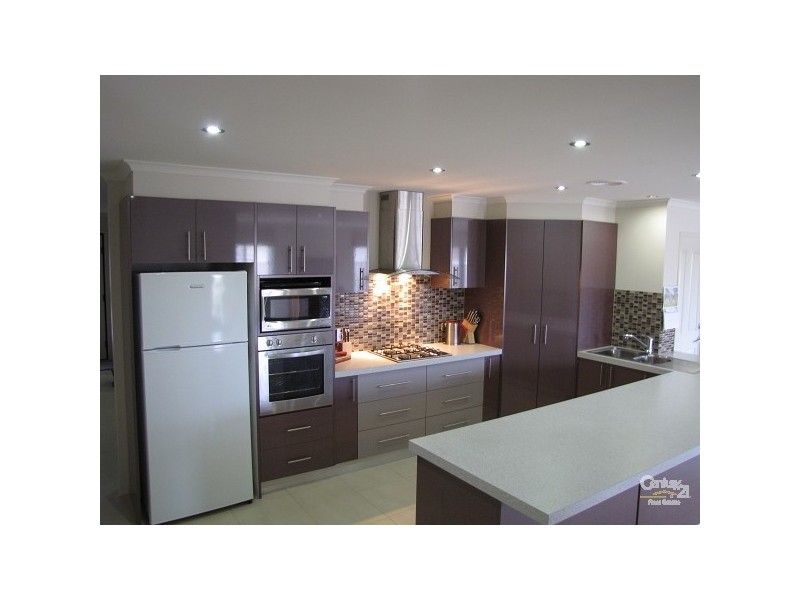 28 McLachlan, Echuca VIC 3564
