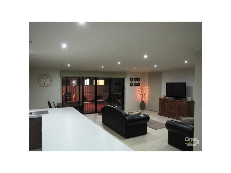 28 McLachlan, Echuca VIC 3564