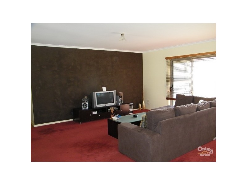 7 Kingfisher Drive West, Moama NSW 2731