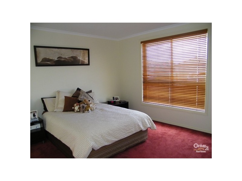 7 Kingfisher Drive West   Moama via, Echuca VIC 3564