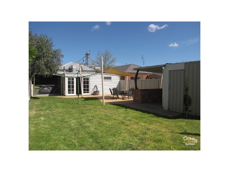 122 Sturt St, Echuca VIC 3564