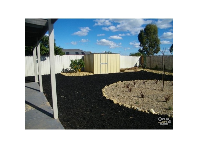 7 Kingfisher Drive West, Moama NSW 2731