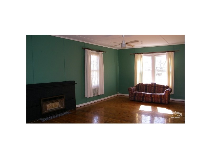 27 Haverfield Street, Echuca VIC 3564