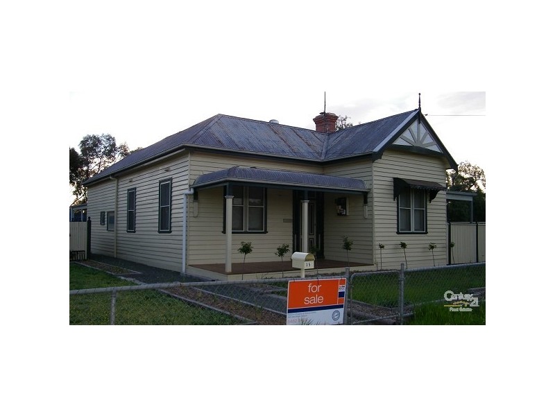 15 Livingstone St, Mathoura NSW 2710