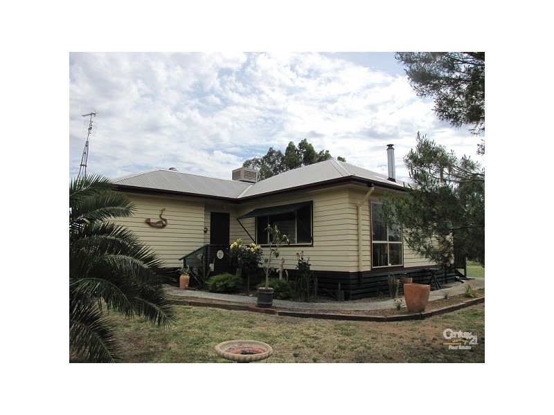 601 Clifton Street, Mathoura NSW 2710