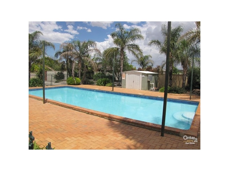 14 Kingfisher Drive East, Moama NSW 2731