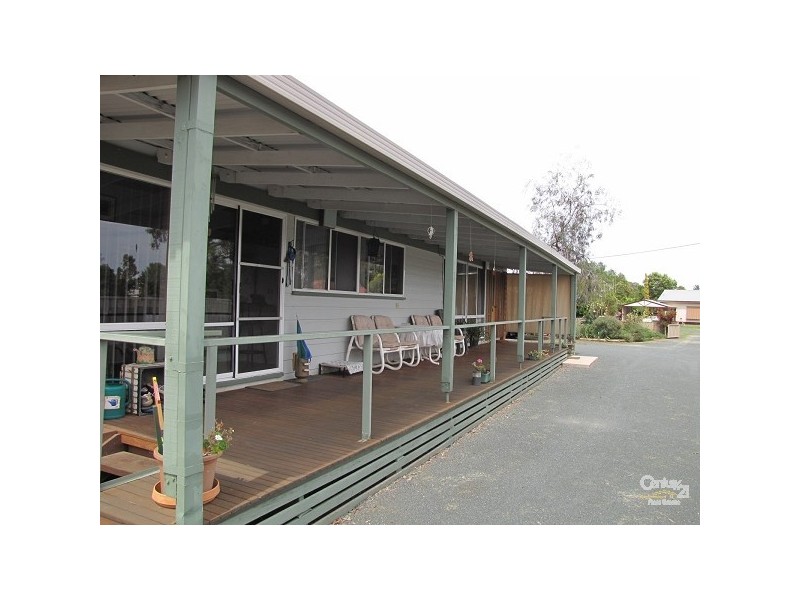 57 Francis, Rochester VIC 3561