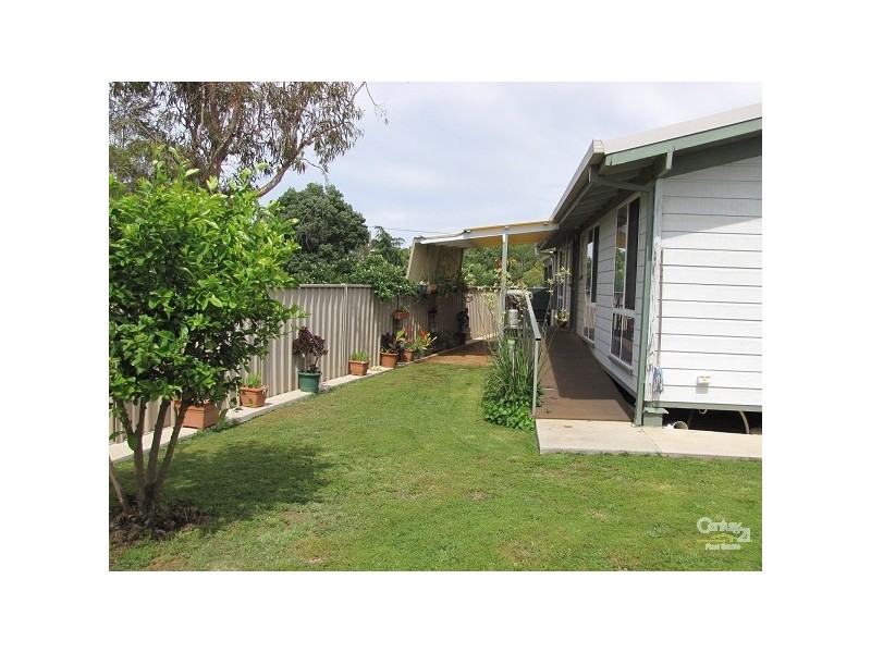 57 Francis, Rochester VIC 3561