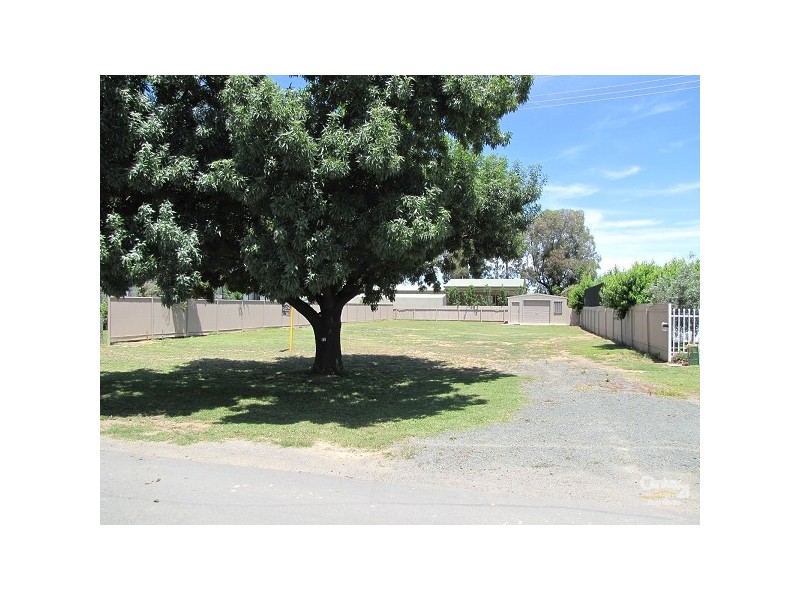 69 Pakenham St, Echuca VIC 3564