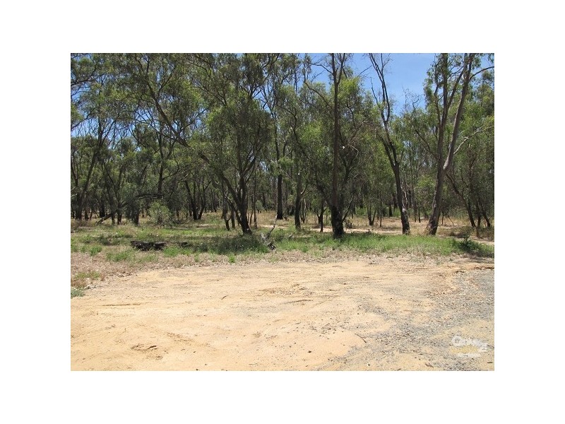 69 Pakenham St, Echuca VIC 3564