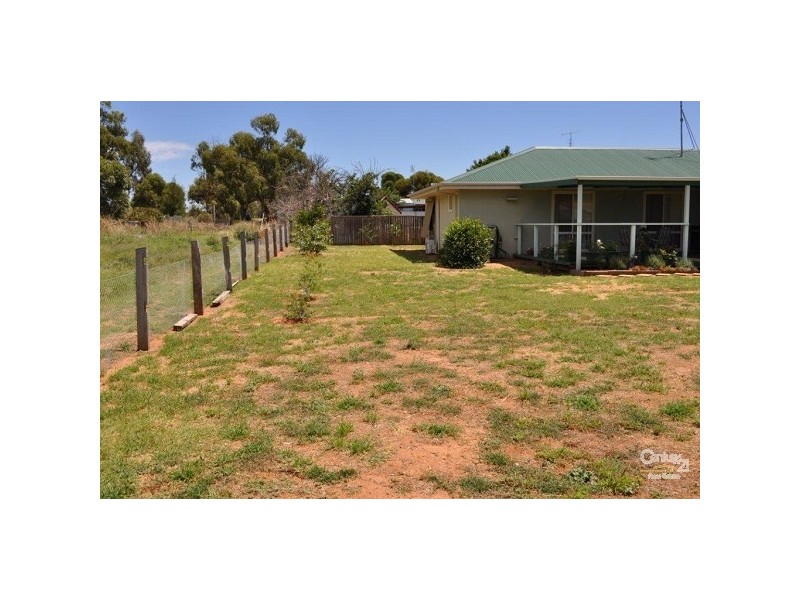 43B Livingstone Street, Mathoura NSW 2710