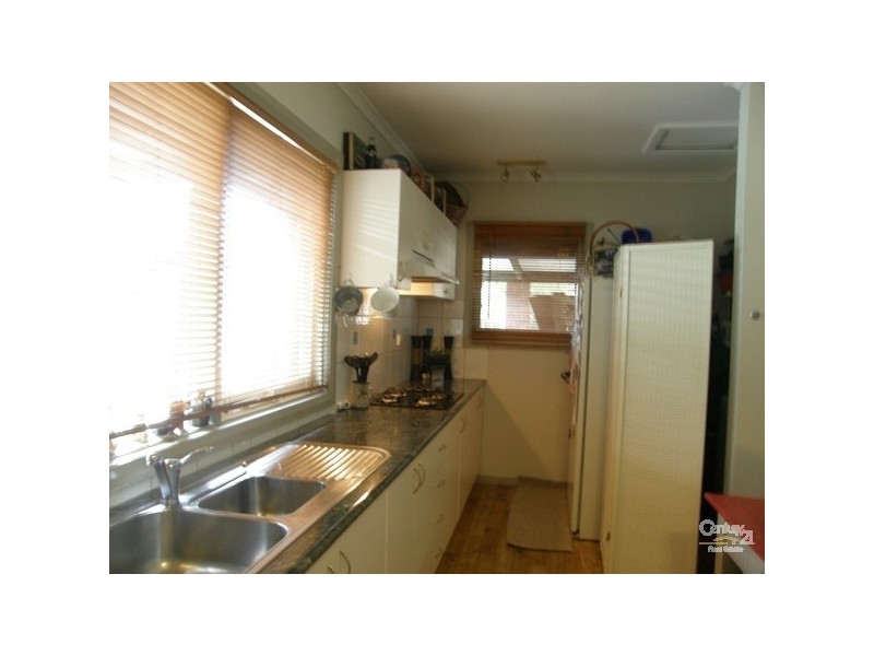 339 Ogilvie Avenue, Echuca VIC 3564