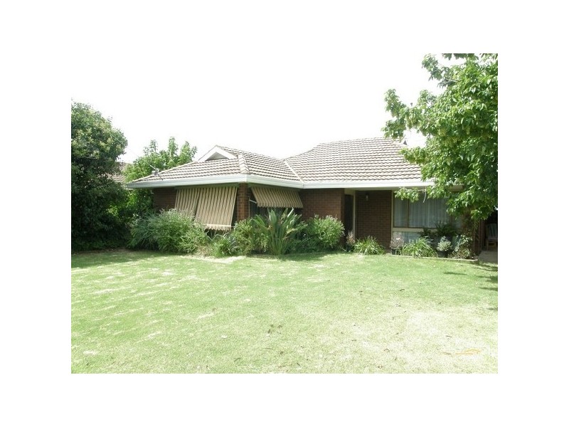 339 Ogilvie Avenue, Echuca VIC 3564