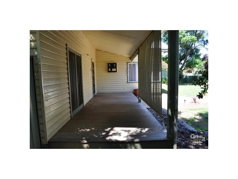 34 Livingstone Street, Mathoura NSW 2710