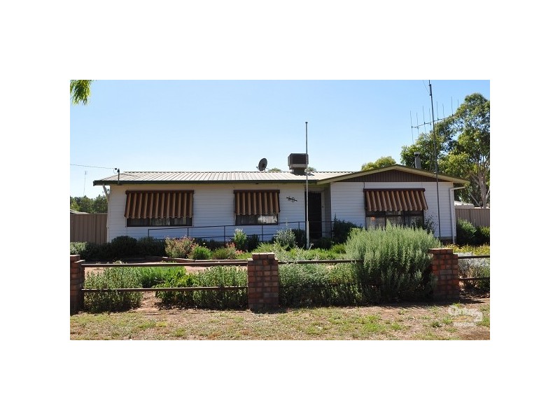 40 Mathoura Street, Mathoura NSW 2710