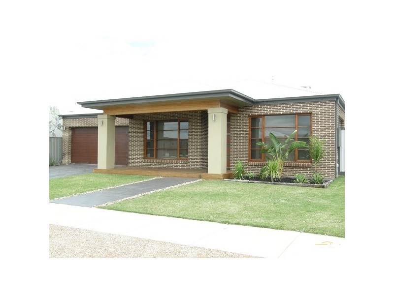 7 Sunset Avenue, Echuca VIC 3564