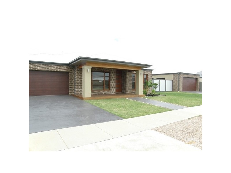 7 Sunset Avenue, Echuca VIC 3564