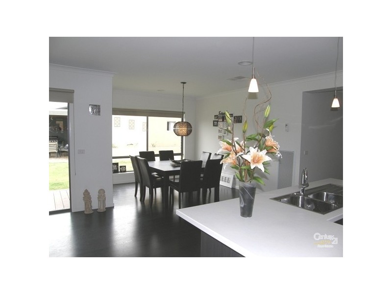 7 Sunset Avenue, Echuca VIC 3564